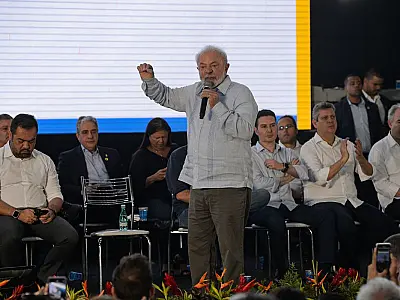 Lula diz que polícia não pode confundir pessoas pobres com bandidos