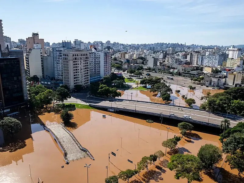Chega a 100 o número de mortes confirmadas no Rio Grande do Sul