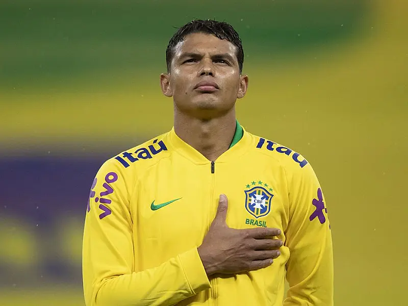 Capitão, Thiago Silva cita confiança e nervosismo na véspera da estreia na Copa