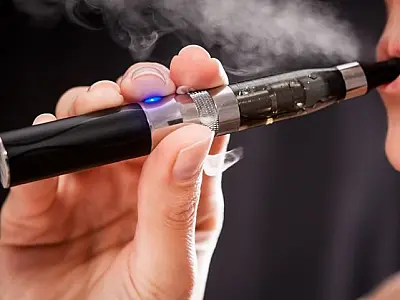Movimento chama a atenção para os malefícios do cigarro eletrônico