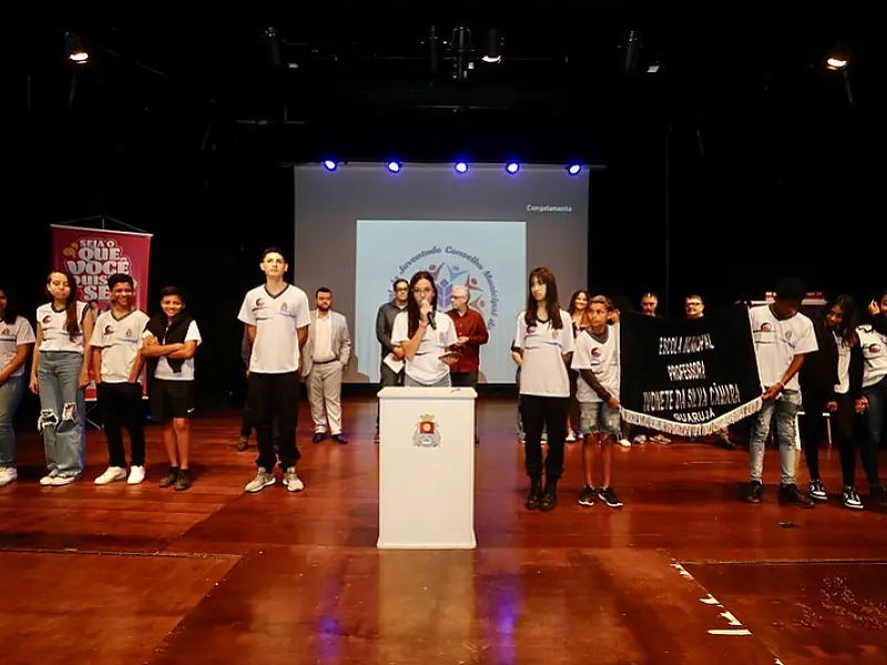 Cidade do Guarujá dá posse aos Grêmios Estudantis das escolas municipais