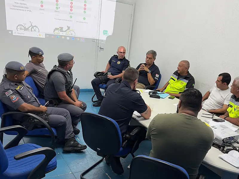 CMT de Cubatão, orgãos de trânsito e segurança alinham fiscalização de ciclomotores e patinetes