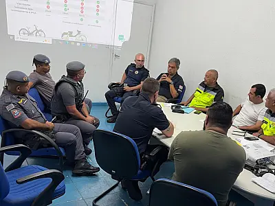 CMT de Cubatão, orgãos de trânsito e segurança alinham fiscalização de ciclomotores e patinetes
