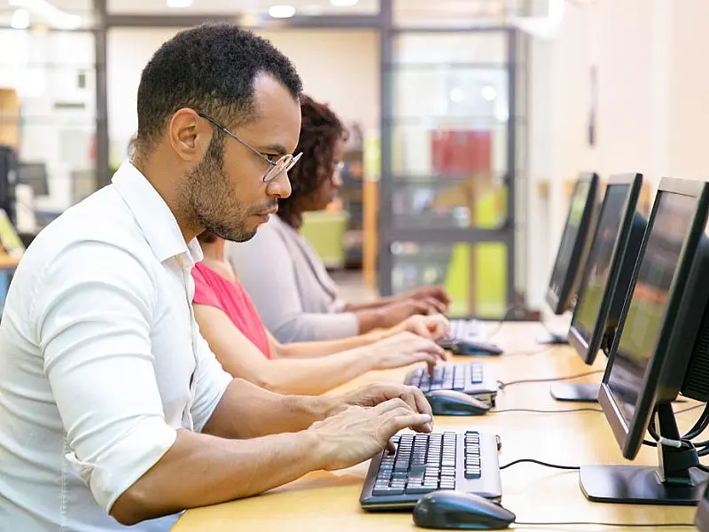PAT de Cubatão tem 177 vagas de emprego nesta sexta-feira (10)