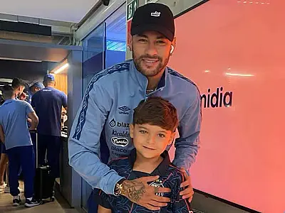 Anthony realiza sonho e conhece seus ídolos antes do amistoso entre Santos FC e Coritiba