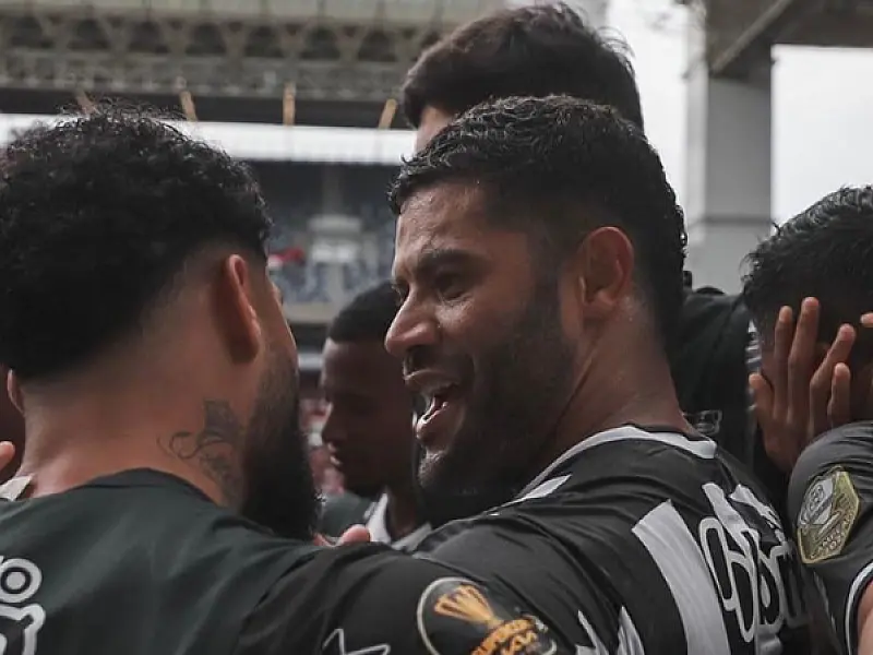 Galo vence o Flamengo nos pênaltis e é o supercampeão do Brasil