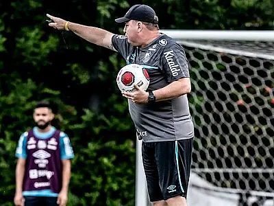Com o interino Marcelo Fernandes no comando, Santos faz o clássico com o São Paulo