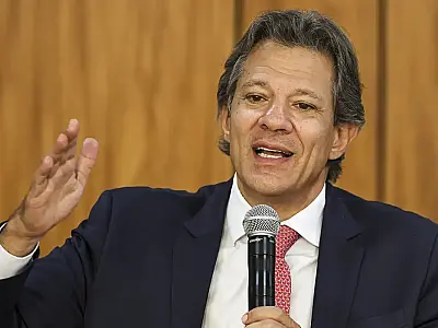 Haddad diz que governo pode rever projeção para o PIB