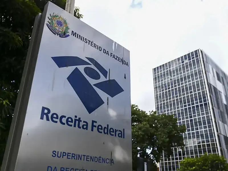 Leilão de maio da Receita Federal em São Paulo tem smartphones, notebooks, videogames e veículos