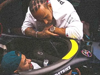 Neymar 'tieta' pilotos da F1 e entra até no carro de Hamilton