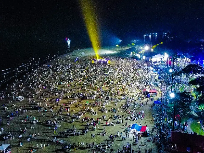Cidade de Bertioga receberá  2024 com show na Praia da Enseada