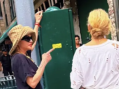 Madonna é vista passeando depois de internação que parou turnê, diz portal