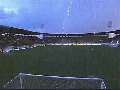 Arena Fonte Luminosa fica sem iluminação e jogo do Santos é adiado