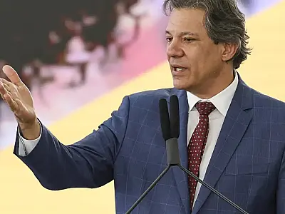 Governo adiará um dos projetos da regulamentação da reforma tributária