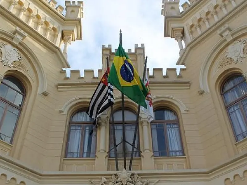 Cidades da Baixada retomam trabalhos nas Câmaras de Vereadores