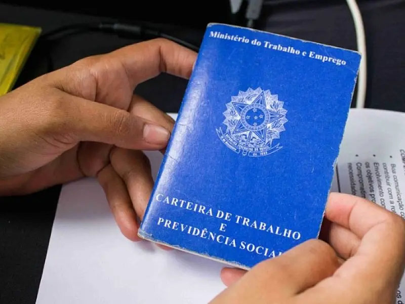 PAT de São Vicente oferece mais de 80 vagas de empregos em diversos setores