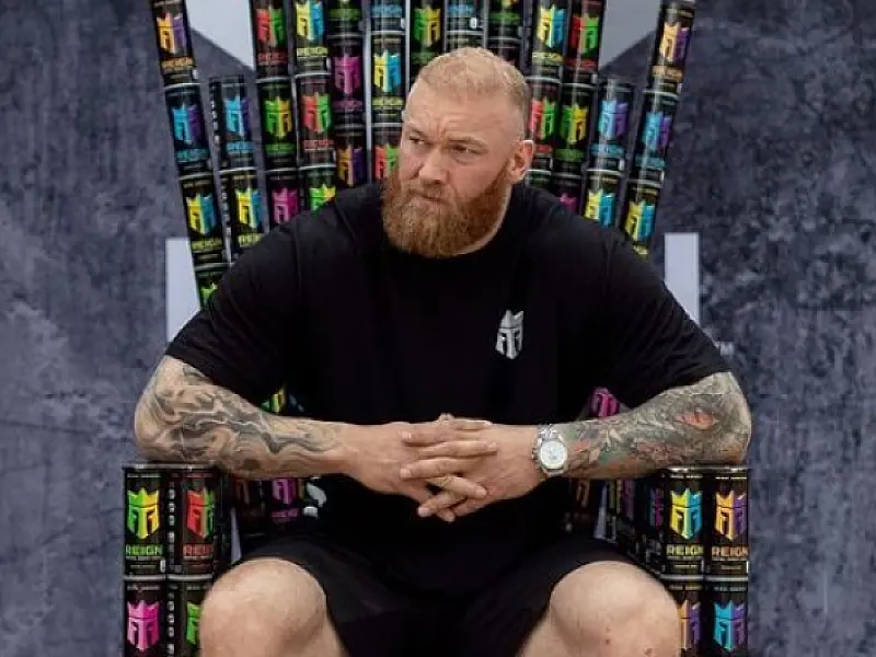 Ator de Game of Thrones encara rival em luta de homens mais fortes do mundo