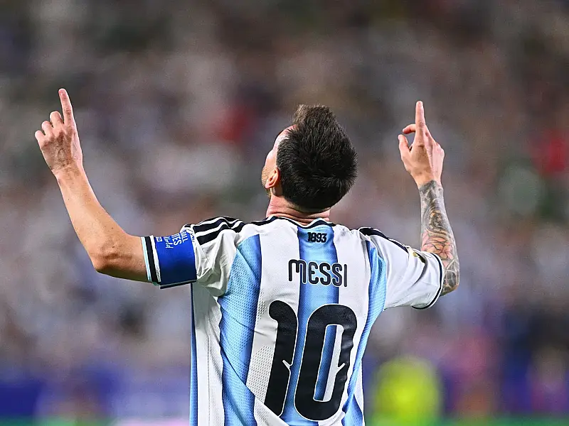 Lionel Messi: da infância em Rosario ao topo do futebol mundial