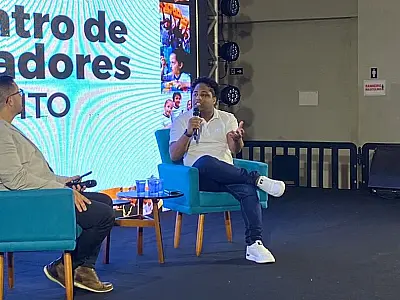 Christian Malheiros dá palestra no Encontro de Educadores de São Vicente