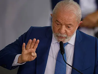 Lula anuncia pacote de R$ 3 bi para prevenir violência nas escolas