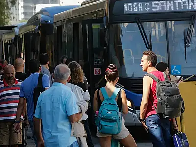 Setor de Serviços recua 0,9% após três meses de alta