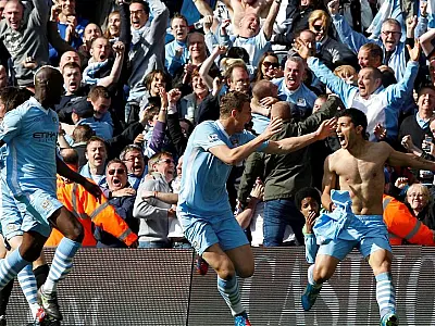 City inaugura estátua de Aguero no 10º aniversário de gol decisivo