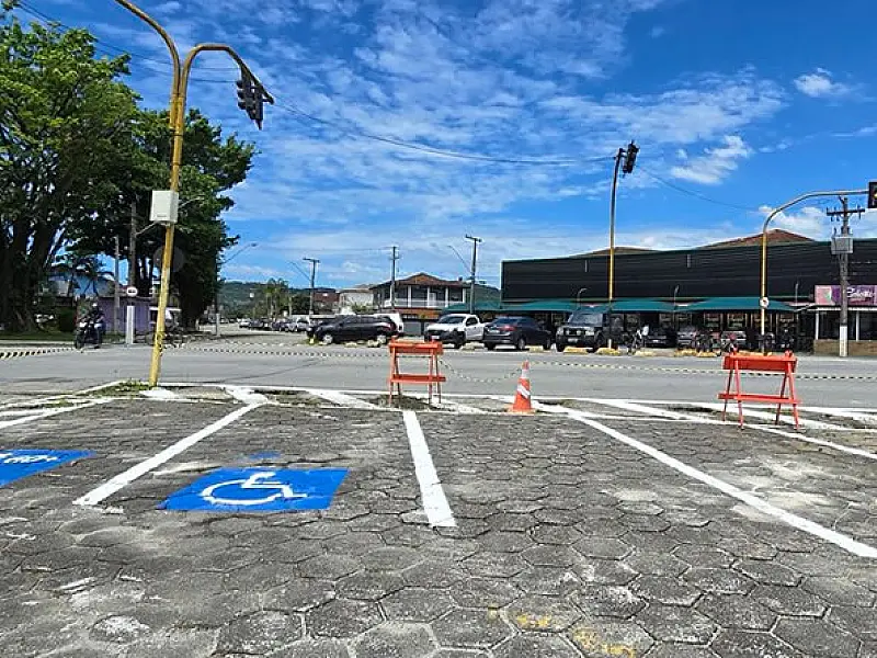 Guarujá cria novas vagas de estacionamento no bairro Santa Rosa
