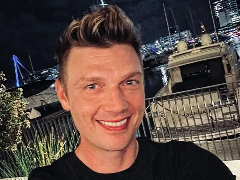 Nick Carter, dos Backstreet Boys é acusado de abuso sexual e agressão a cantora