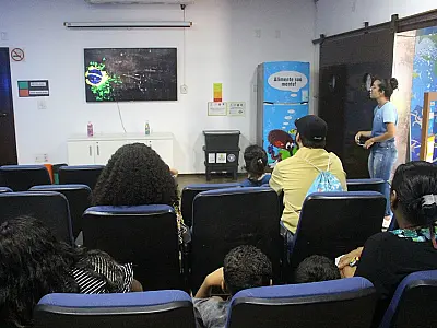 Aquário de Santos exibe vídeos que exaltam luta e participação das mulheres na ciência