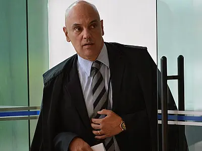 Moraes e senadores discutem situação de presos por atos golpistas