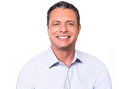 Rogério Santos mantém liderança política, mas enfrenta avanço da reprovação no segundo mandato