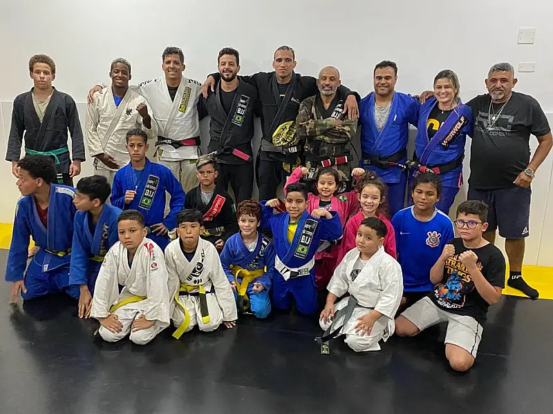 Instituto Charles do Bronxs abre 64 vagas gratuitas para aulas de MMA e Jiu-jítsu