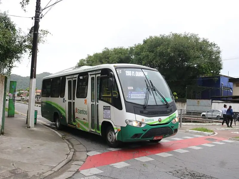 Nova linha de ônibus municipal interliga bairros da Zona Noroeste de Santos