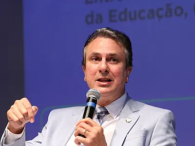 Governo pretende estimular educação profissionalizante no ensino médio