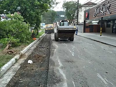 Começam a pavimentação e fresagem em mais dois trechos do canal 1, em Santos