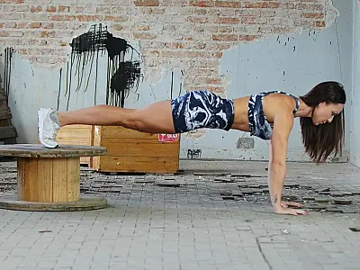 Entenda a importância da musculação para transformar o corpo após os 40 anos