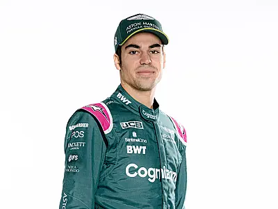 Com lesão nos punhos, Stroll não consegue levantar sozinho do carro