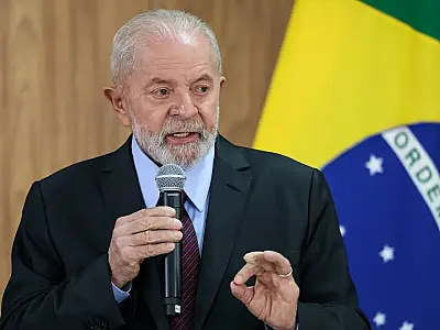 Lula adia viagem ao Chile em razão da crise no Rio Grande do Sul