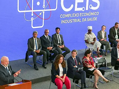Governo prevê R$ 42 bi em investimento no complexo industrial de saúde