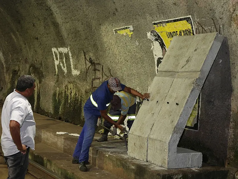 Começa instalação de barreira no túnel do VLT que interliga Santos - São Vicent