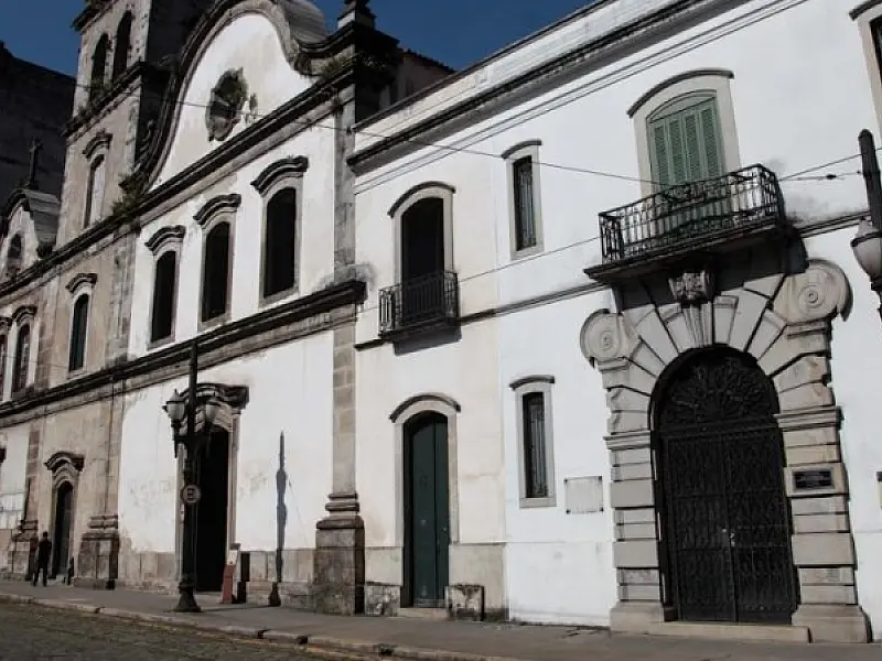 Visitas monitoradas à igreja histórica de Santos são retomadas
