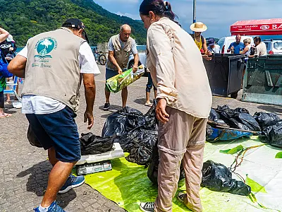 Cidade de Bertioga promove encontro alusivo ao descarte correto de recicláveis