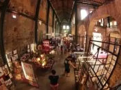 Feira de economia criativa em Santos traz artesanato, gastronomia e jogos de tabuleiro como atrações