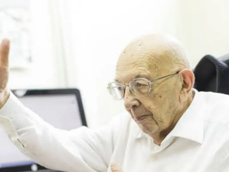 Morre, aos 95, Isaias Raw, notório pesquisador brasileiro e ex-diretor do Butantan