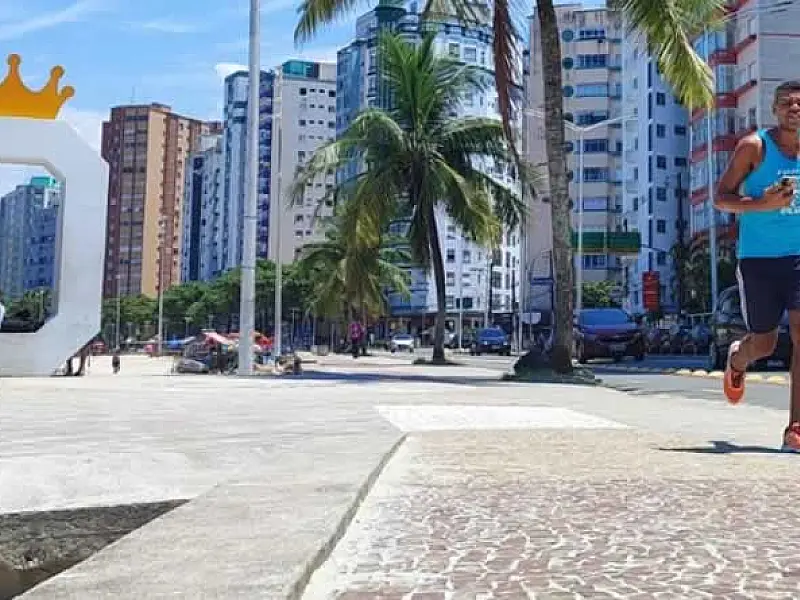 Calçada bem cuidada em São Vicente: saiba como ajudar em prol do benefício de todos