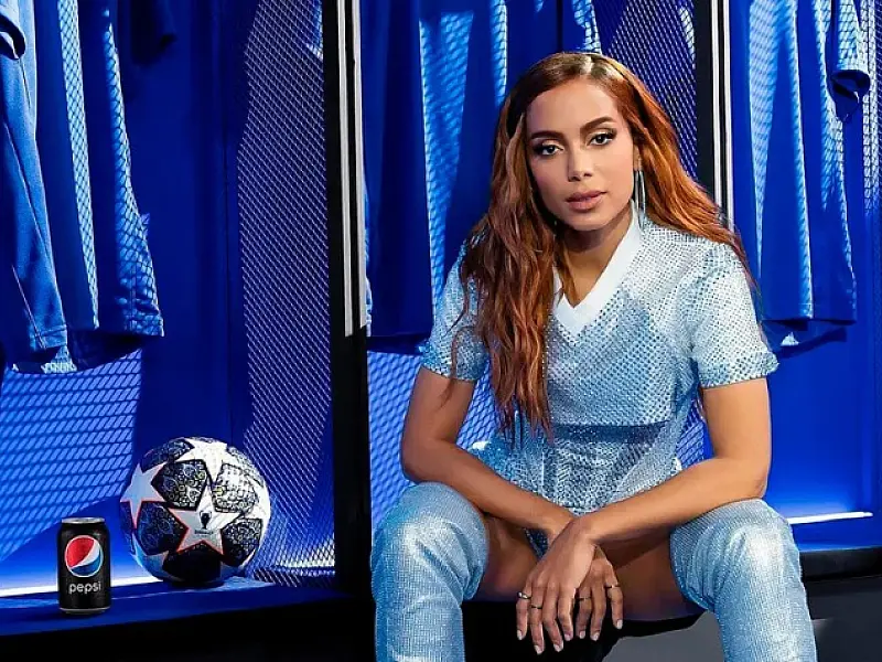 Anitta é confirmada em show da final da Champions League