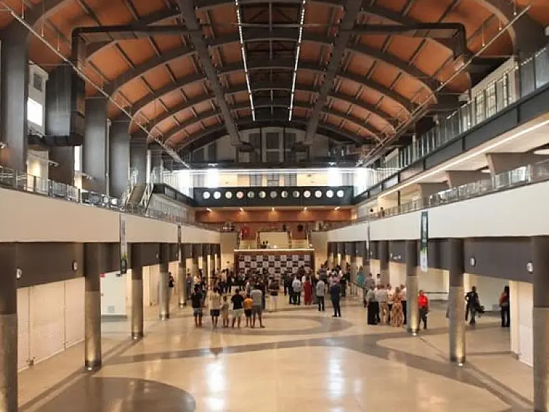 Mercado Municipal de Santos tem o uso regulamentado para eventos públicos e privados