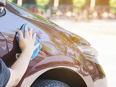 5 erros que comprometem a limpeza e valorização do seu carro