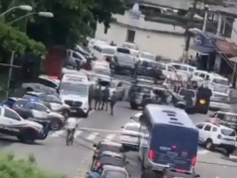Ataque Armado em São Vicente: Seguranças de Escolta são Baleados e um Morto