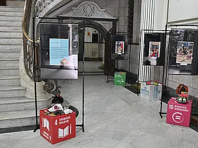 Exposição em Santos comemora a semana da criança
